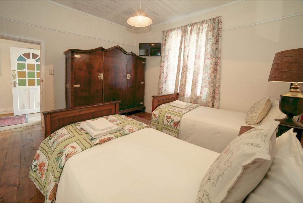 Outeniqua Travel Lodge George Room photo